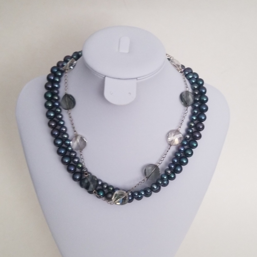 Pearl Swarovski necklace